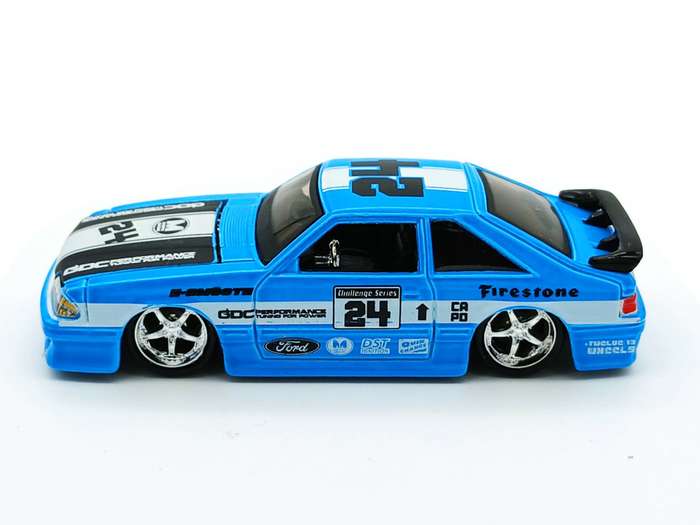 Maisto All Stars 1993 Ford Mustang Cobra 1/64