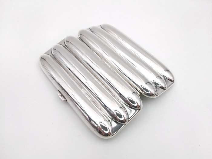 Edwardian sterling silver cigar case