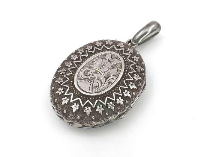 Antique sterling silver engraved rose photo locket