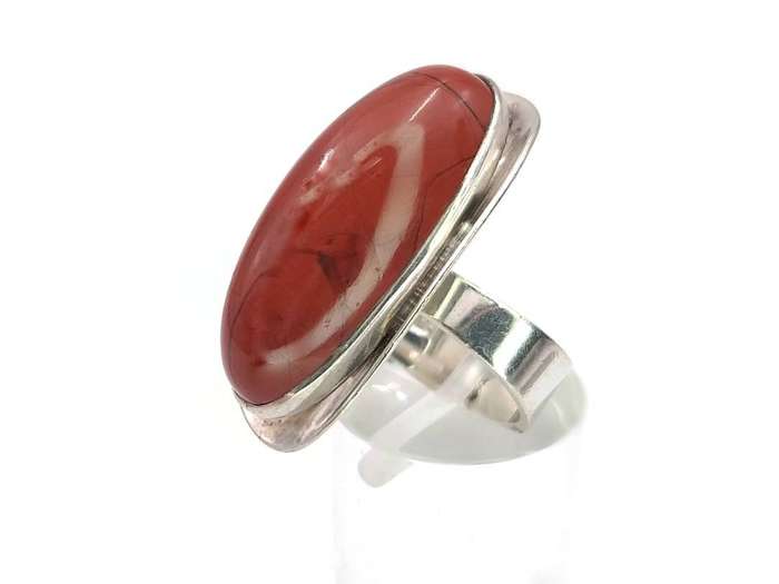 Vintage Midcentury-Modern sterling silver jasper ring
