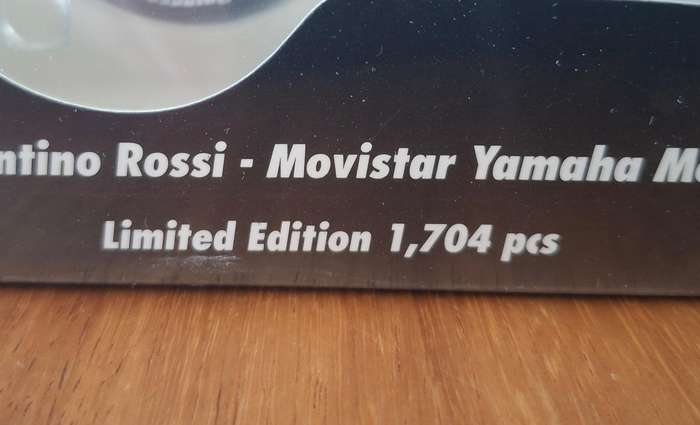 Yamaha YZR-M1 Movistar Yamaha Moto GP Team 2015 - Valentino Rossi