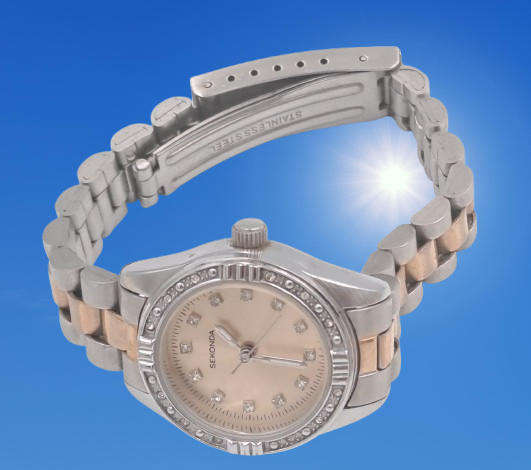 Pre-Owned Vintage SEKONDA Ladies Quartz Watch -working -SHORT strap Links missing