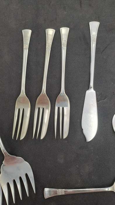 10 Pieces of Vintage Angora Silverplate Cutlery registered Rd.829600-Made In England