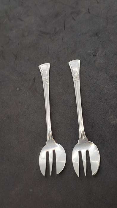 10 Pieces of Vintage Angora Silverplate Cutlery registered Rd.829600-Made In England