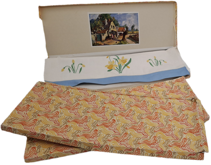 6 Vintage Cotton Embroidered Serviettes -Unused-Boxed (2 per box)