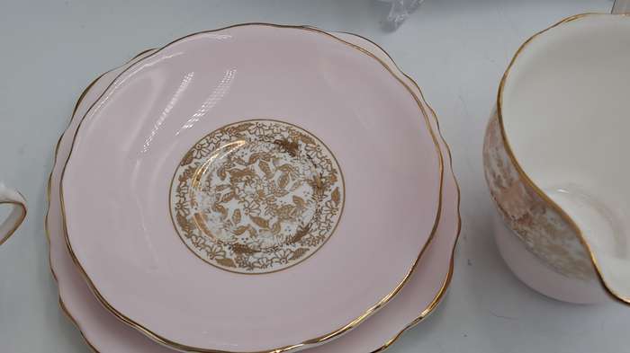 6pc Vintage Royal Vale Tea Set (Pink and Gold ) 1 Cake Plate 1 Trio creamer and sugar bowl -