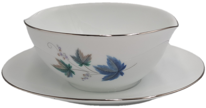 Rare!! 1950's Noritake "Vintage" 618 Royal Ceramic's -Gravy Boat with attached underplate -JAPAN