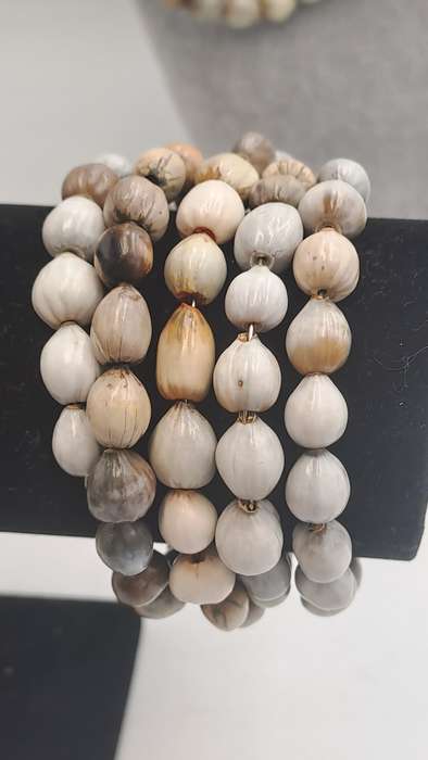 Vintage seed Bead Necklace 112cm with Matching Bracelet with Memory Wire -63cm