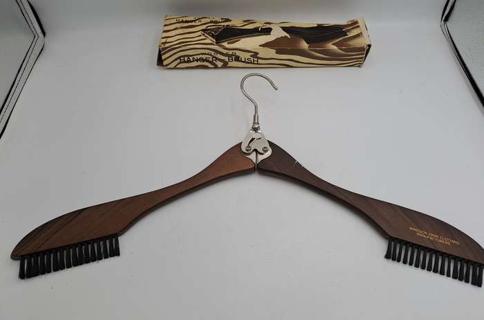 Vintage 1960's Foldable Hotel 17.75" Wooden Suit/Jacket Hanger with Dual Brushes - Japan