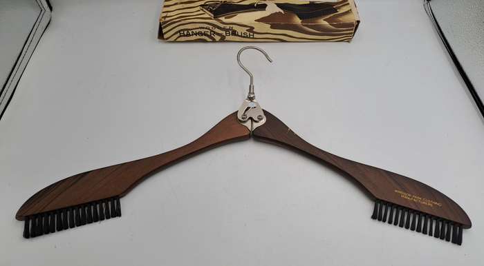 Vintage 1960's Foldable Hotel 17.75" Wooden Suit/Jacket Hanger with Dual Brushes - Japan