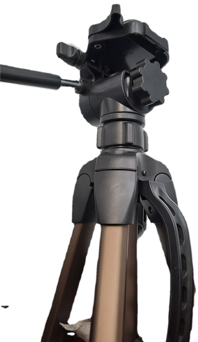 Large MI-3730 Aluminium  Camera Tripod with bag -  Water level adjustments 1,8m Plus