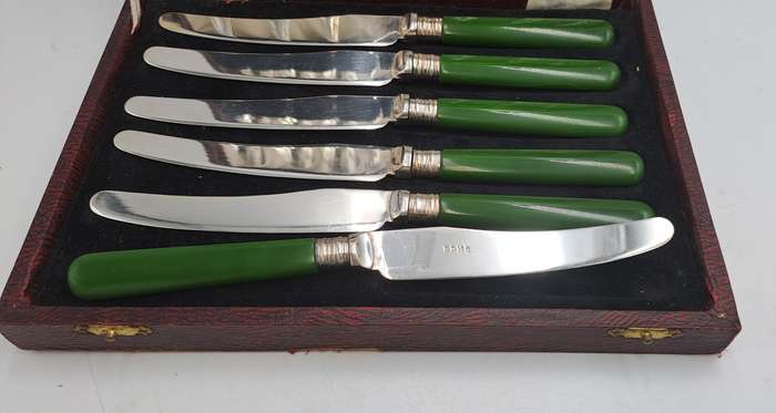 13pc Antique /Vintage EPNS Knife and spoon set with tongs-Green Bakelite Handle's -Boxed