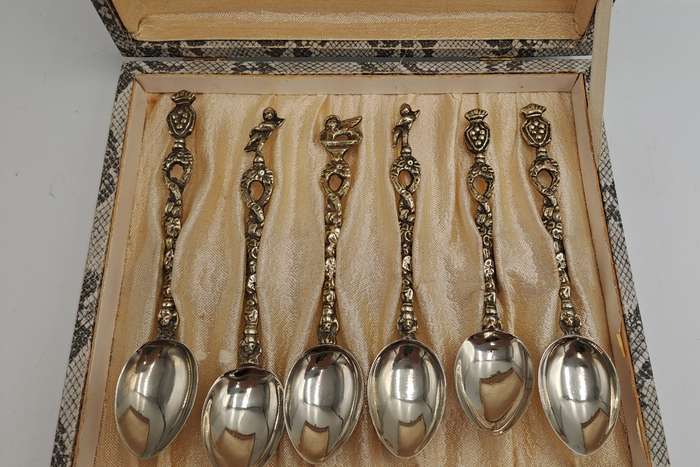 6pc Vintage Italian Demitasse Tea Spoons -Boxed