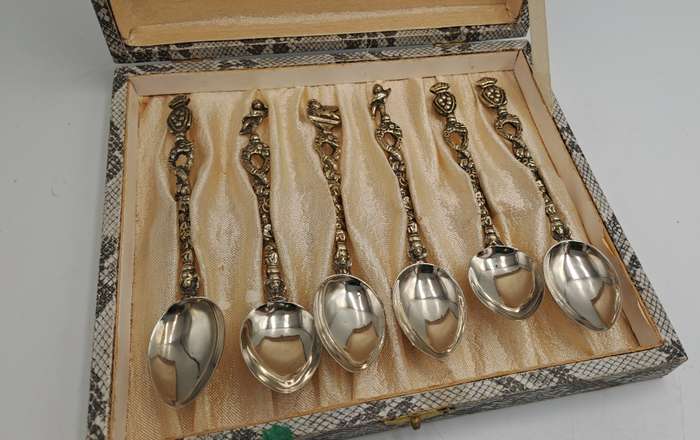 6pc Vintage Italian Demitasse Tea Spoons -Boxed