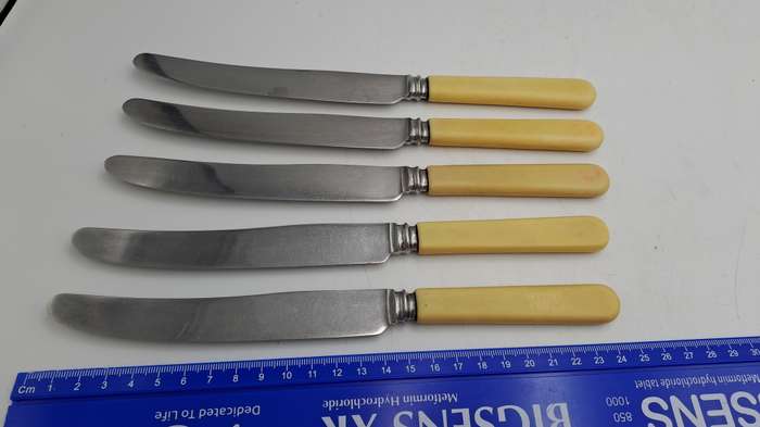 5 Antique / Vintage Sipelia Sheffield Table Knifes -Hand Grownd