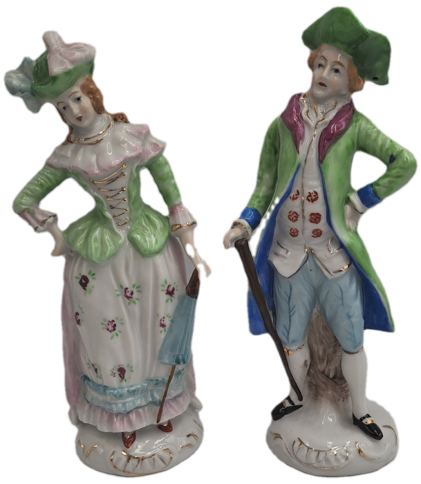 Vintage 1940's Hand Painted Porcelain Colonial Couple Salt & Pepper Shakers -Occupied Japan