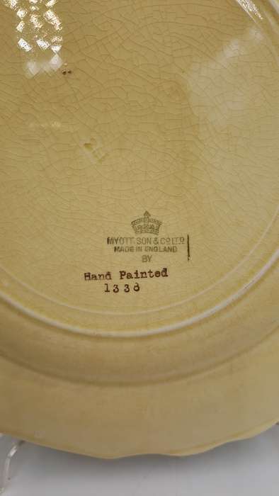 Vintage 1930's Myott Son & Co Ltd Cream Dinner Plate 25cm - Pattern 1338 -England (4 Available)