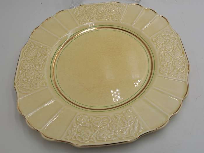 Vintage 1930's Myott Son & Co Ltd Cream Plate 22,3cm - Pattern 1338 -England (3 Available)