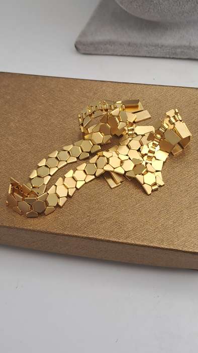 Fashionable Geometric Gold Tone Necklace 46cm