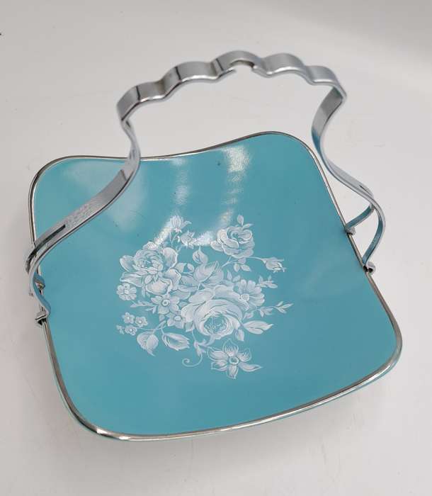 Vintage 1960's Midwinter Stylecraft Bon Bon Dish Staffordshire England. 13,5cm x 15cm x 15cm