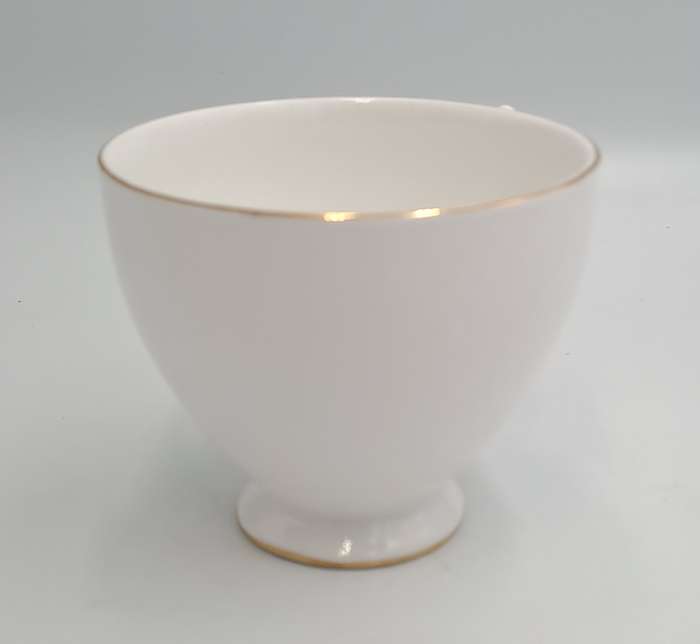 Replacement - Vintage Queen Anne Cup F 37 no 6  Bone China England (3 Available)