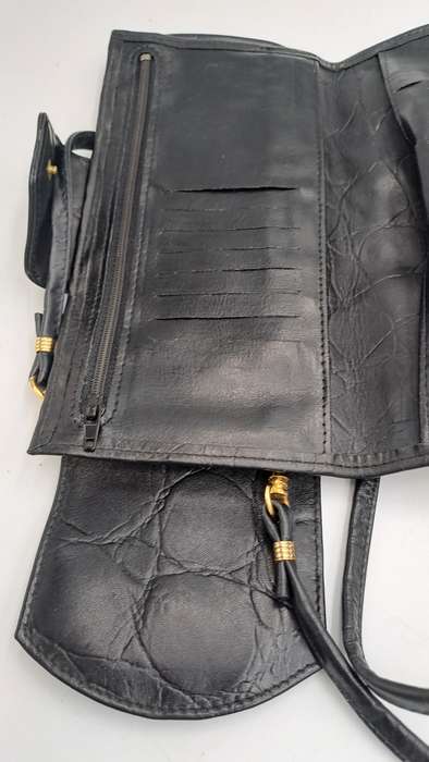 Pre-owned Ladies Genuine Leather Sling Cell Phone Purse  -Black-Made in RSA