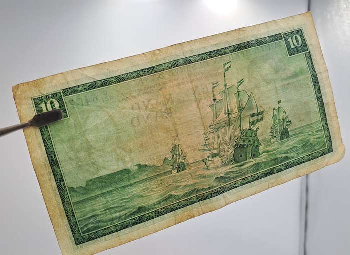 1975-1976 Ten Rand Note -T.W. de Jongh, Watermark van Riebeeck-English-Afrikaans -C/421 640706