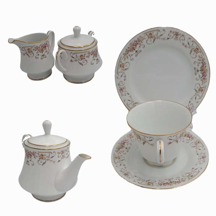 23 pc Vintage RC Japan Noritake "Roseyard" 470 -Tea set(6 Trios ,teapot creamer and Sugar bowl)