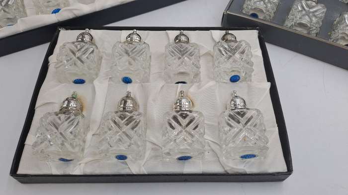 22 pc Glass Salt and Pepper Shakers -Made in Japan -Boxed -USED SEE CONDITION