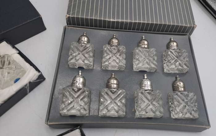 22 pc Glass Salt and Pepper Shakers -Made in Japan -Boxed -USED SEE CONDITION