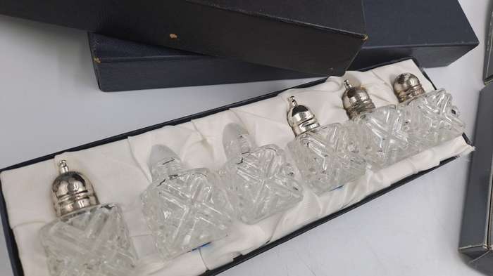 22 pc Glass Salt and Pepper Shakers -Made in Japan -Boxed -USED SEE CONDITION