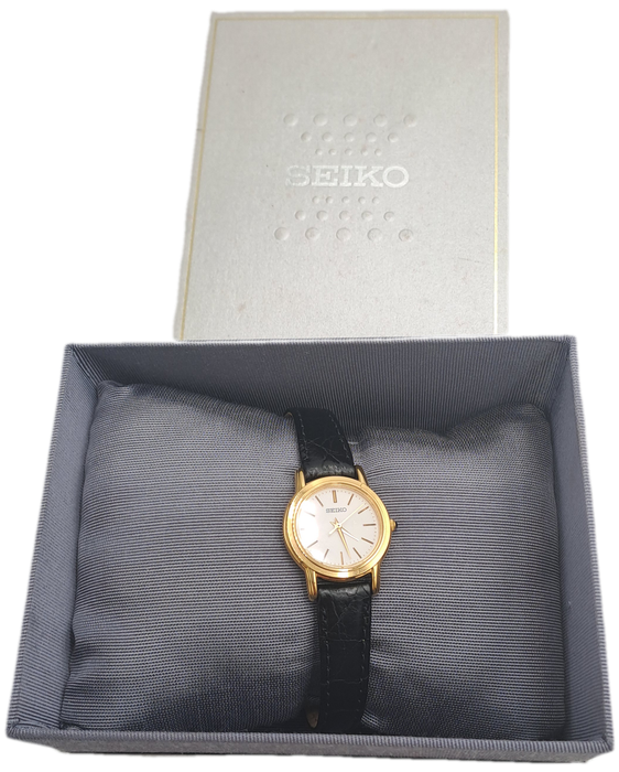 Pre-Owned Vintage 1980's Ladies Seiko Quartz V701-2J80 R1 Watch -Working
