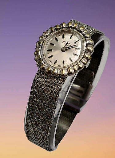 Vintage Swiss Made Rotary De Luxe Ladies Mechanical Watch-Working