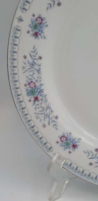 Crown Ming HARMONY Floral Fine China Dinner Plate By Jian Shiang Made in China (8 available)