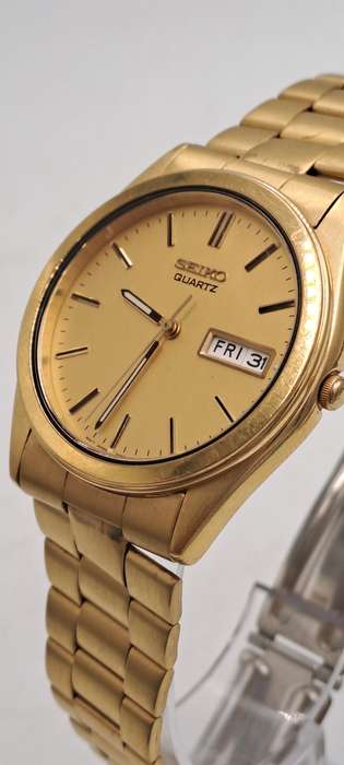 Vintage Pre-Owned Men's Seiko 7N43 Quartz Gold Plated Day-Date watch -Excellent Condition