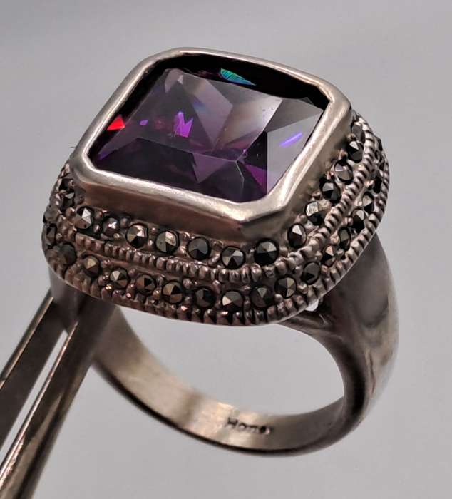 Pre-owned Honey Amethyst Ring - not Original box