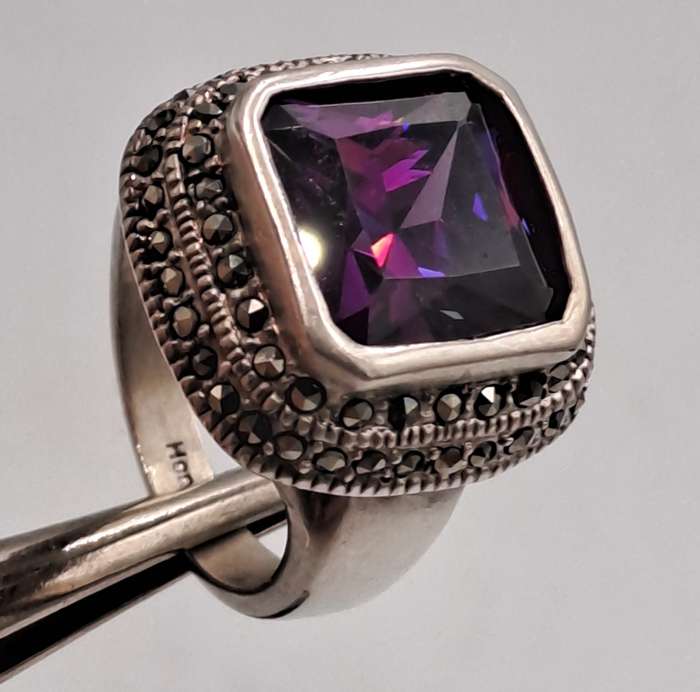 Pre-owned Honey Amethyst Ring - not Original box