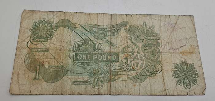 1960's 1 Pound - Elizabeth II Series C Bank Note