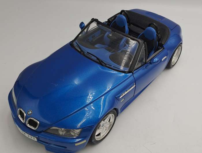 Burago Die Cast 1996 BMW 3M Made In Italy Scale 1/18