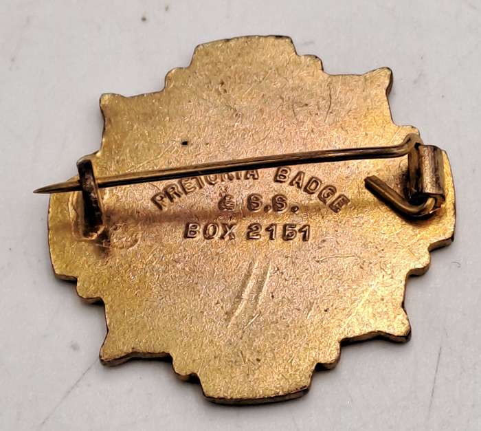 Vintage 1961 T.V.L (Transvaal) Masonic Bowls Tournament  Pin /Badge - Brass and Enamel