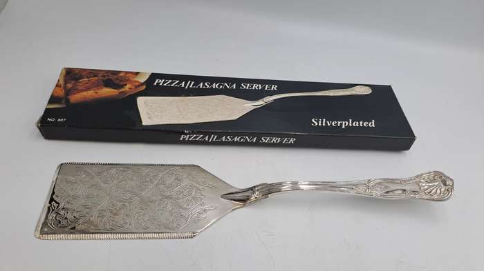Vintage Silver Plated Pizza/Lasagna server-Boxed