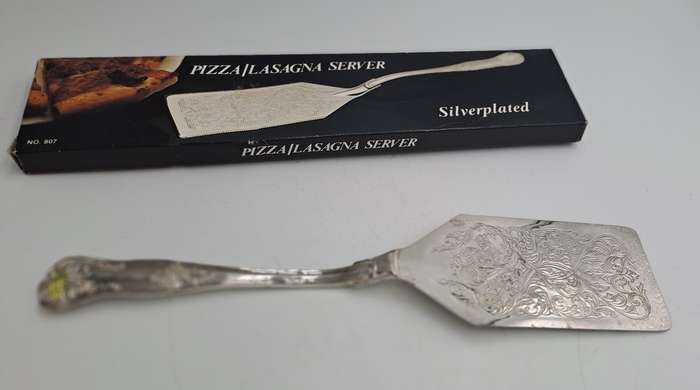 Vintage Silver Plated Pizza/Lasagna server-Boxed