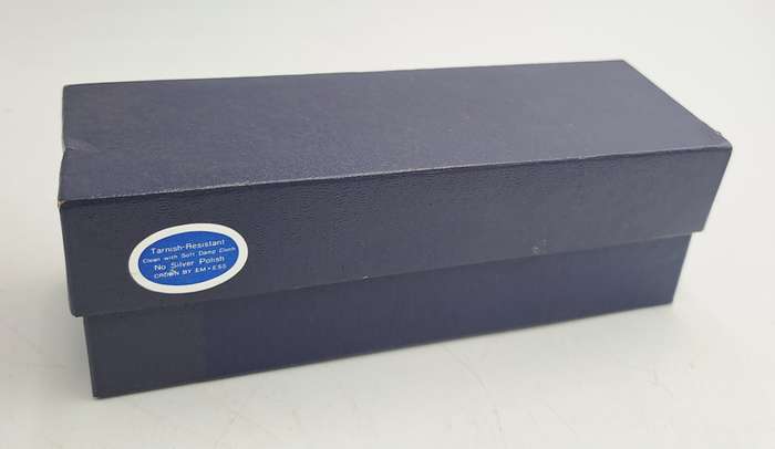 4 x Crown by Em-ESS Silver Plated Napkin Rings-Boxed -Tarnish resistant
