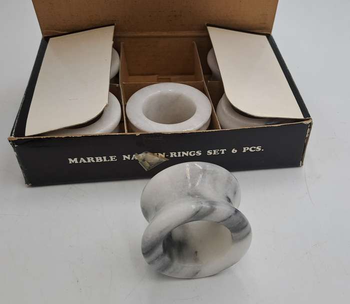 6 x Marble Napkin Rings-Boxed -