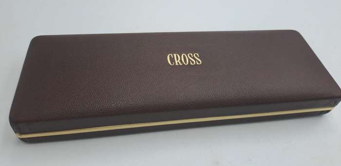 1/20 14kt Rolled Gold Cross Ball pen (need new refill)-metal Case-FNB Branded -Made in Ireland