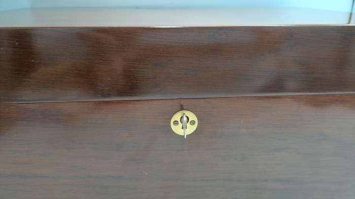 Wood Cigar Box with Hygrometer- with Key -fuenze made in italy