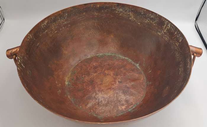 Large Original Vintage DE KLERK Red Copper Bowl with Handles 38cm x 31,8cm x 14,3cm