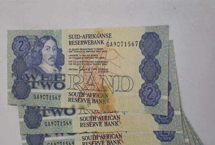 Lot of 10 -1989 Gerhard De Kock R2 Notes 3rd Issue In Sequence-Uncirculated see condition