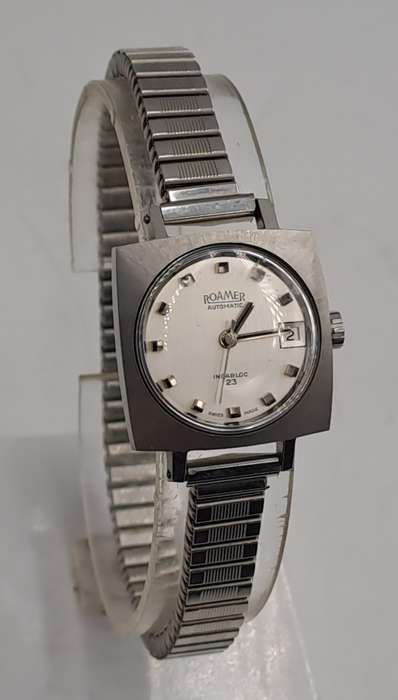Vintage Swiss Made Ladies Roamer incabloc 23 Automatic watch -Working