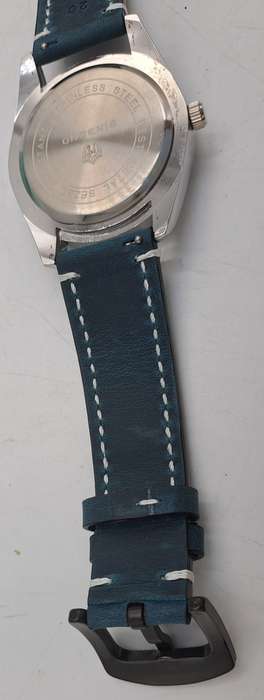 Unused Blue Face BinBond Men's fashion watch-Leather Strap -still in Box